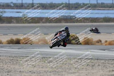 media/Nov-16-2025-Race Pace (Sun) [[8c5fa54630]]/Verified Riders/3-Turn 14 (1045am)/